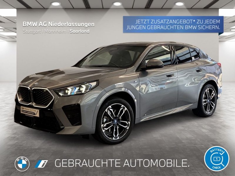 BMW iX2 xDrive30