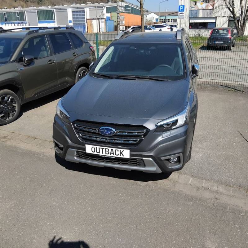 Subaru Outback 2.5i Platinum =PREMIUM  8 J. GAR  Mod´25