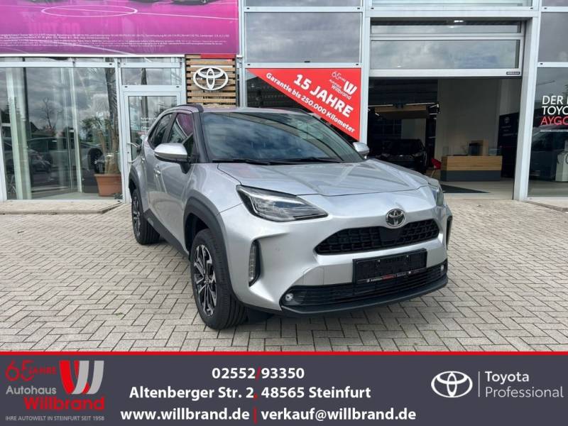 Toyota Yaris Cross Teamplayer 1.5l Hybrid Navi LED SHZ 