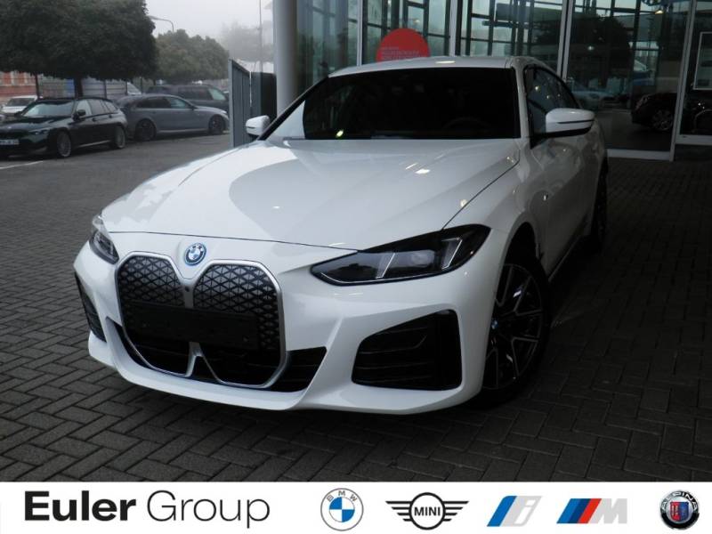 BMW i4 EDRIVE40 Sportpaket Navi Digitales Cockpit 36