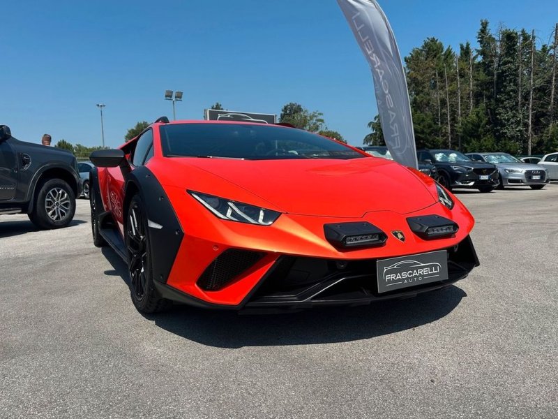 Lamborghini Huracan STERRATO