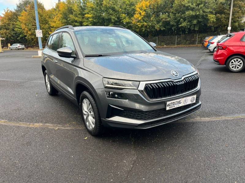 Skoda Karoq SELECTION 130 Jahre 150PS DSG*SOFORT LAGER