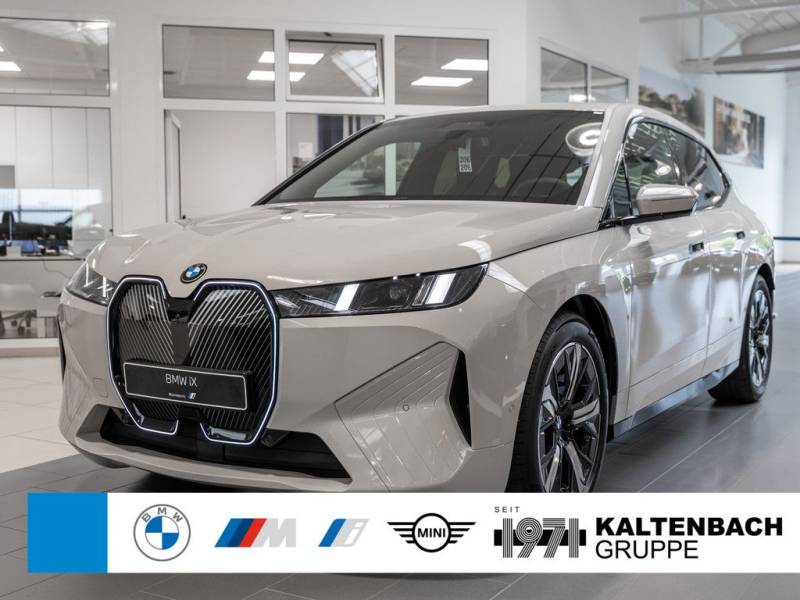 BMW iX xDrive 45 360° LED AHK NAVI H/K KAMERA SHZ