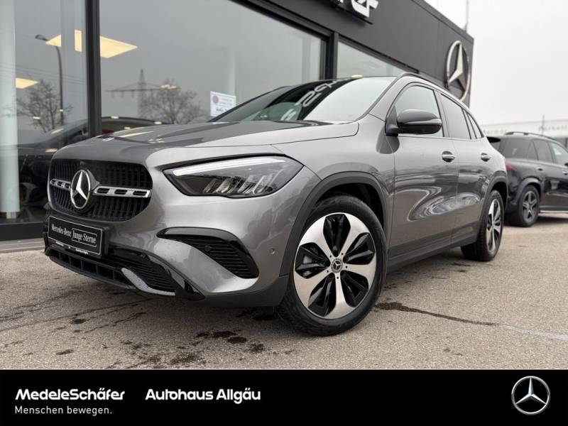 Mercedes-Benz GLA 200 Progressive Night Distro AHK Led Keyless