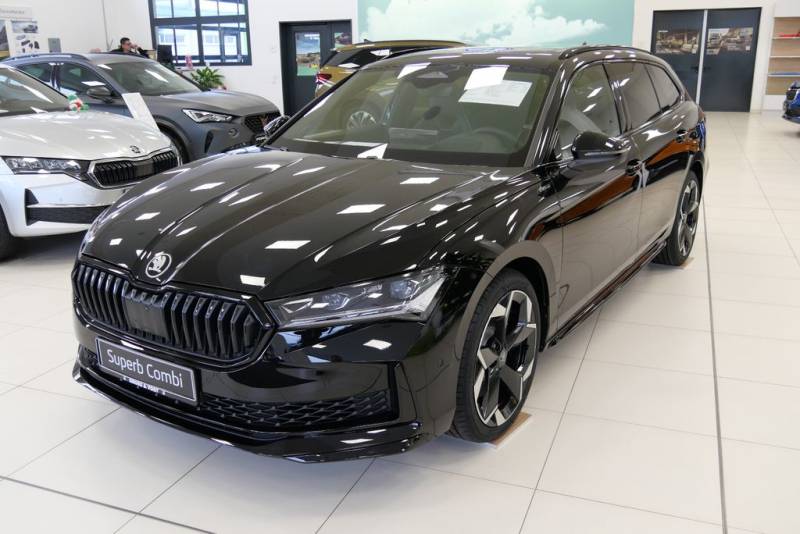 Skoda Superb Combi 2.0 TSI 195 kW 4x4 Sportline