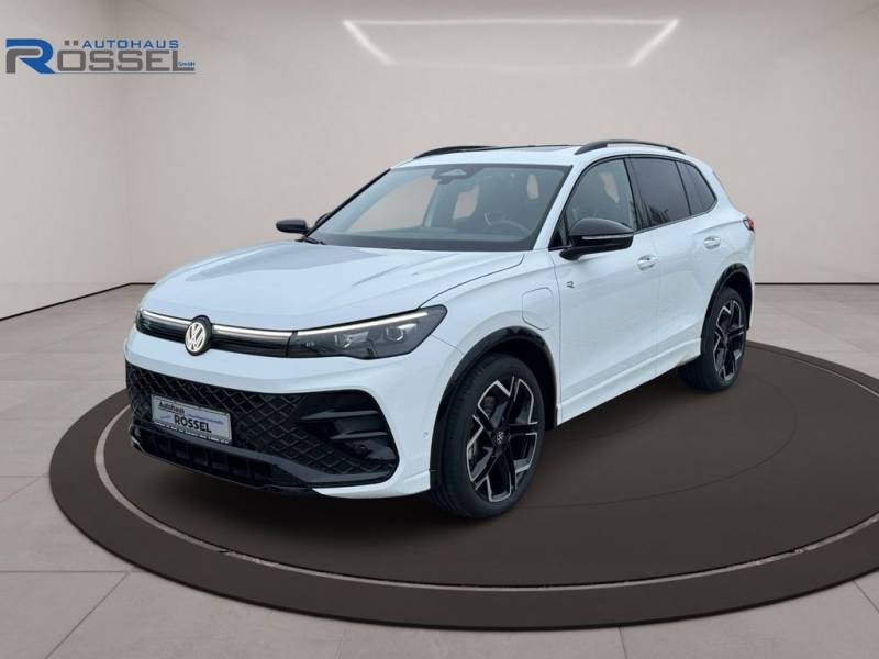 Volkswagen Tiguan 1.5 TSI eHybrid R-Line AHK PANO 20"