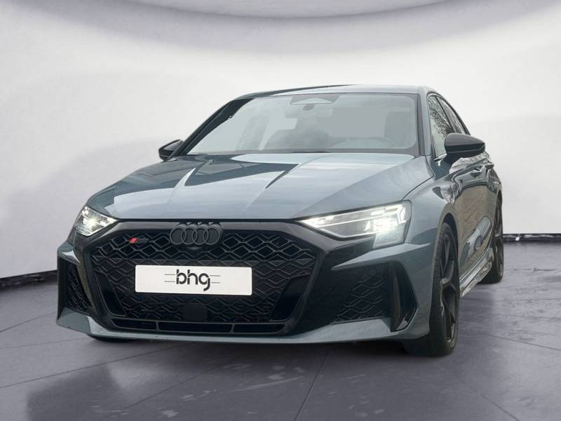 Audi RS3 Limousine 294(400) KW(PS) S-tronic