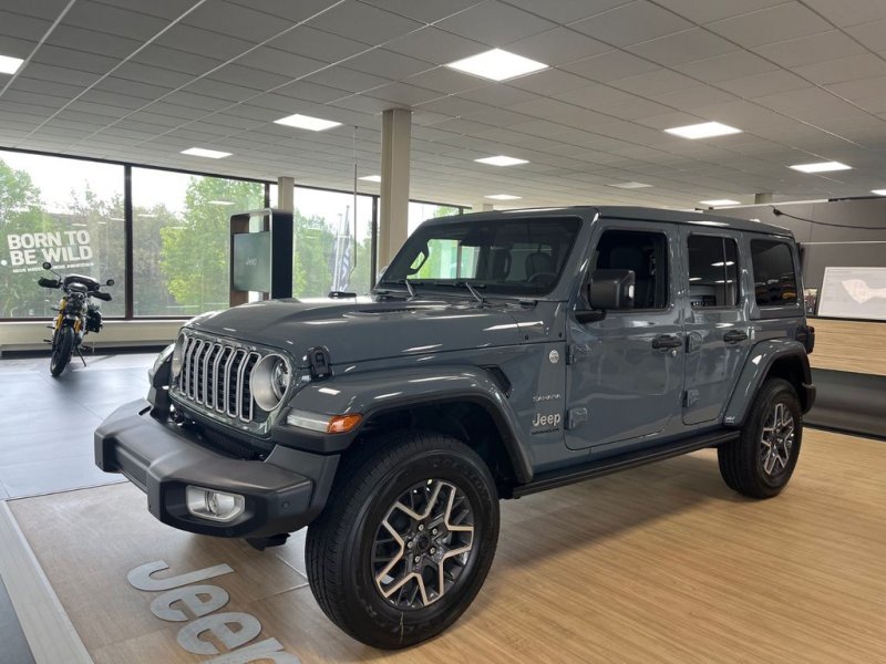 Jeep Wrangler Unlimited Sahara *Schiebedach* 2.0l