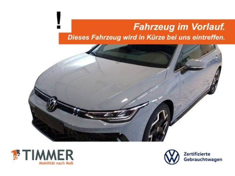 Volkswagen Golf VIII 1.5 eTSI DSG R-LINE +LED +ACC +RKAM +C