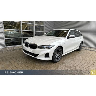 BMW 330e A xDrive Tou AHK,DAProf,Autom