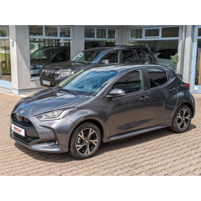 Toyota Yaris 1,5 Hybrid "Team D" mit Safety-Paket