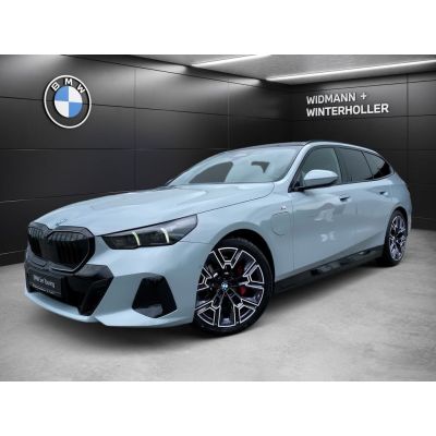 BMW 530e xDrive Tou M-Sport KeyLess Pano RFK LED SHZ