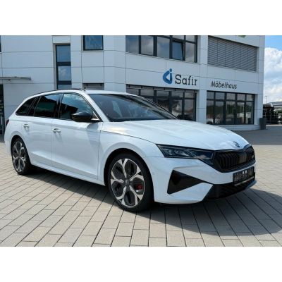 Skoda Octavia 2.0 TSI DSG RS Combi+AHK+PANO+DCC+CANTON