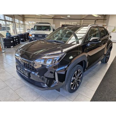 Toyota Yaris Cross Hybrid Teamplayer WR Pak+Safety Pak.