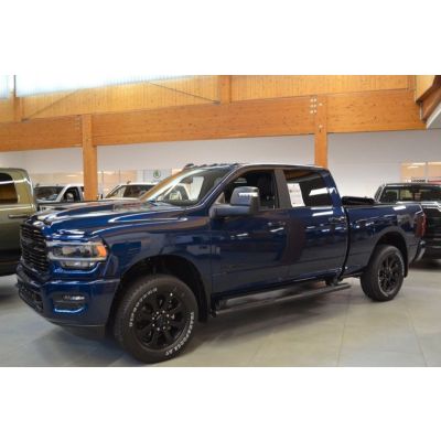 Dodge RAM 2500 Laramie Night Crew Cab 4x4