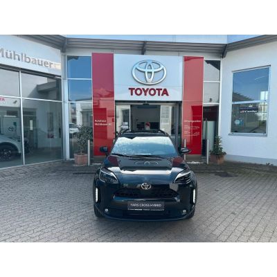 Toyota Yaris Cross Hybrid FWD Team Deutschland