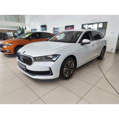 Skoda Superb Combi 1.5 TSI iV Selection SHZ NAV PDC EL