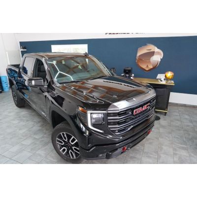 GMC MY25 AT4 6.2L V8 426 PS