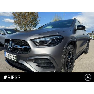 Mercedes-Benz GLA 250 e mit EQ Hybrid Technologie SD SpurW LM