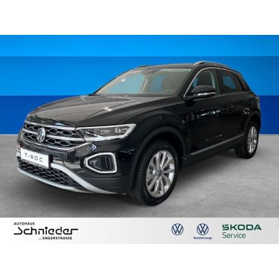 Volkswagen T-Roc Style 2.0l TDI DSG IQ.LIGHT AHK REAR VIEW 