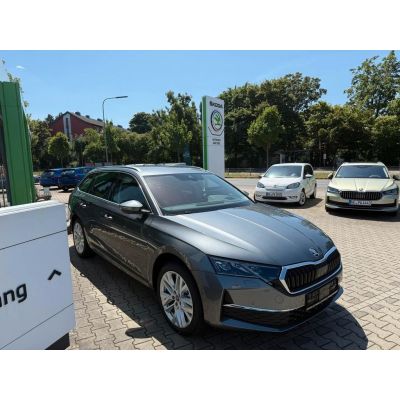 Skoda Octavia Combi Tour Navi Klima Alu Travel Assit