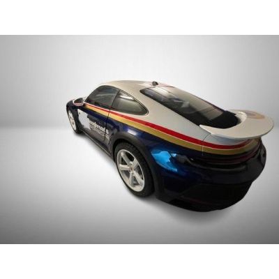 Porsche 992 Dakar