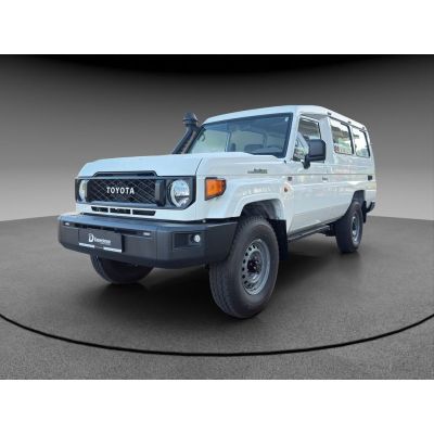 Toyota Land Cruiser GRJ78 AT Sperren + AHK, EU Zulassun