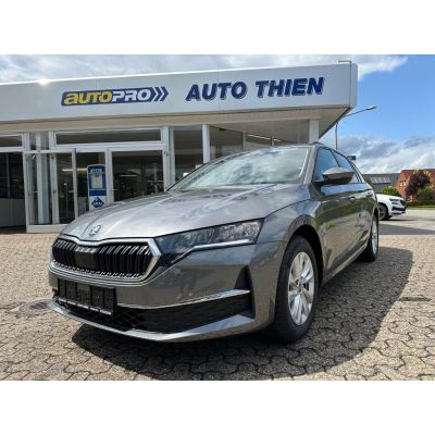 Skoda Octavia Combi 1.5 TSI Selection DSG ACC/AHK/LED