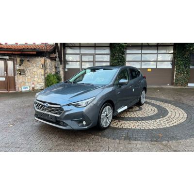 Subaru Impreza 2.0ie Platinum Lineartronic*