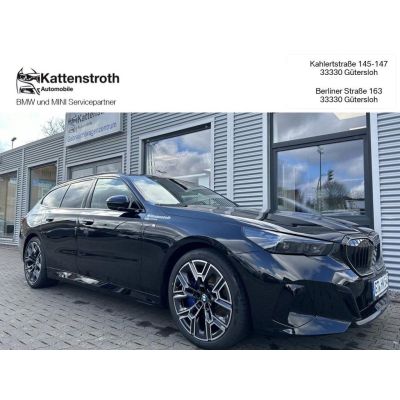 BMW 540d xDrive Touring MSportPro AHK Pano BandW DriAs