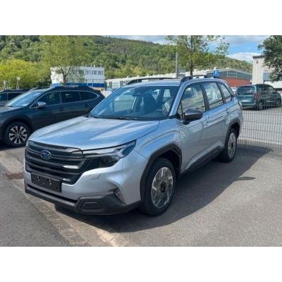 Subaru Forester Comfort MY 25 (DE=TREND)  8 J. Garantie