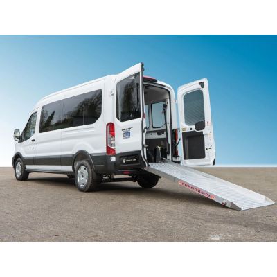 Ford Transit Kombi KMP Rampe Behindertengerecht
