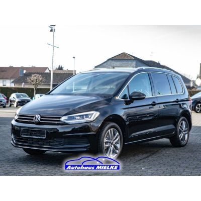 Volkswagen Touran 1.5  DSG/7Sitzer/Navi/App/AHK/Parkl./LED