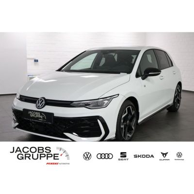 Volkswagen Golf VIII 1.5 eTSI R-Line "Black Style" DSG,Navi