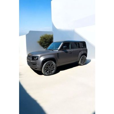 Land Rover Defender 4.4 P635 110 OCTA on stock
