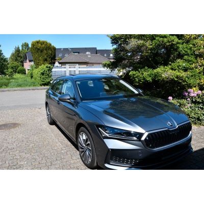 Skoda Superb 2,0 TDI 142 kW 7-Gang-DSG 4x4 LandK  Voll