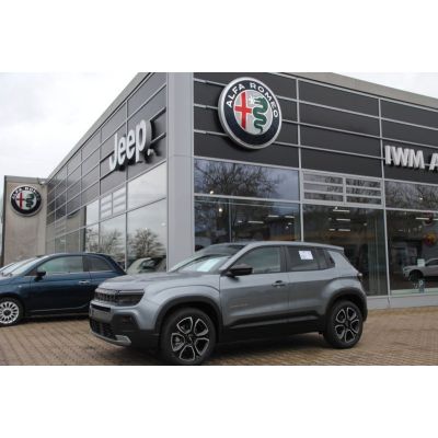 Jeep Avenger 1.2 DCT6 e-Hybrid Summit