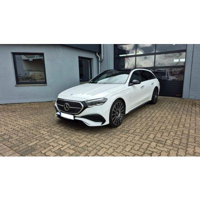 Mercedes-Benz E 450d T 4M AMG Night Pano Distr. 360 AHK