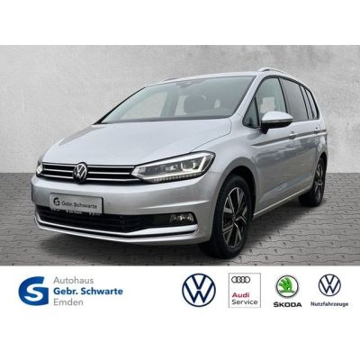 Volkswagen Touran 1,5 TSI DSG Move AHK LED Navi Kamera