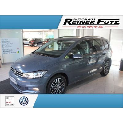 Volkswagen Touran 1.5 TSI DSG Comfortline AHK, RFK, R2D