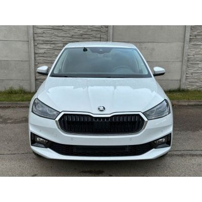Skoda Fabia 1.5l TSI 110kW DSG Selection LED PDC SHZ