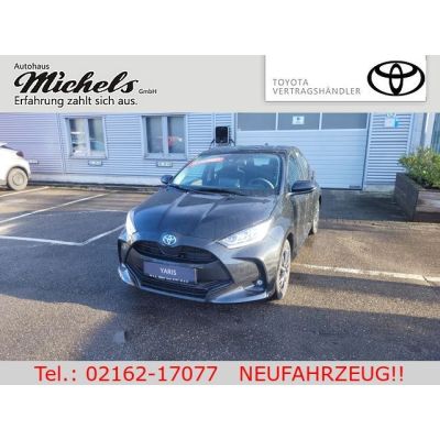 Toyota Yaris 1.5 Hybrid Team D Saftey u. Comfort Paket,