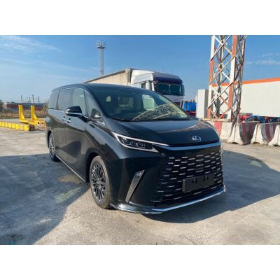 Lexus LM 350h Executive  120.900 eur Netto