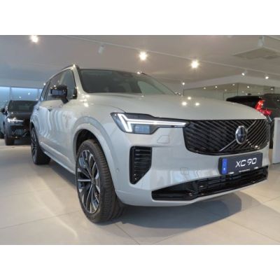 Volvo XC90 T8 Recharge Plus Dark 7-Sitzer 360Grad Seit