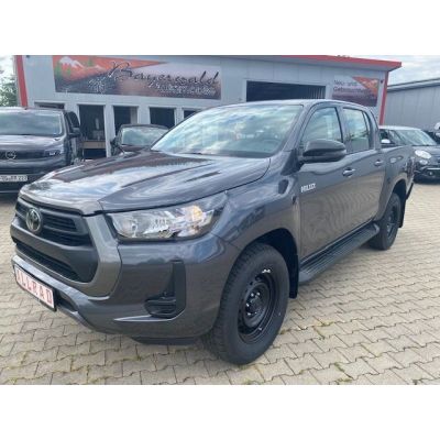Toyota Hilux 2,8 Double Cab 4X4 APPLECAR SHZ ACC sofort