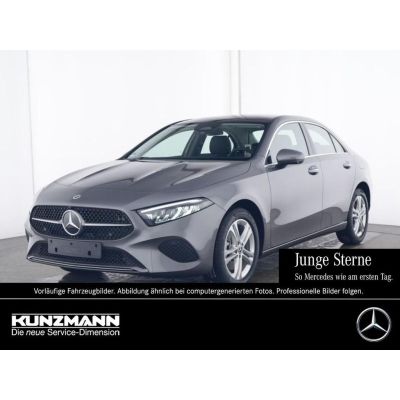Mercedes-Benz A 250 e Limousine Progressive MBUX Navi Panorama