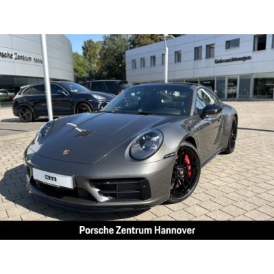 Porsche 992 (911) Carrera 4 GTS