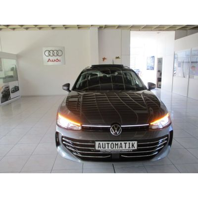 Volkswagen Passat Var. 1.5 eTSI  DSG Elegance /Matrix-LED