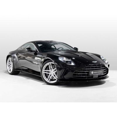 Aston Martin Vantage Jet Black