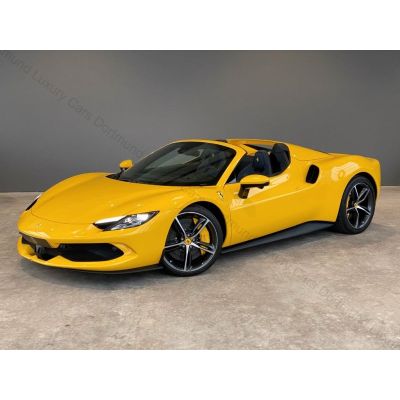 Ferrari 296 GTS MY25 / Giallo Modena / Carbon Interior